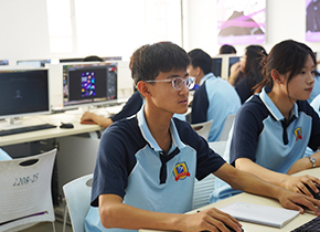 新华互联网UI创意设计中心