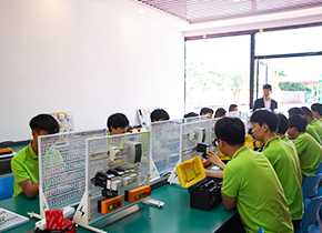 新华互联网未来网络营销实训中心